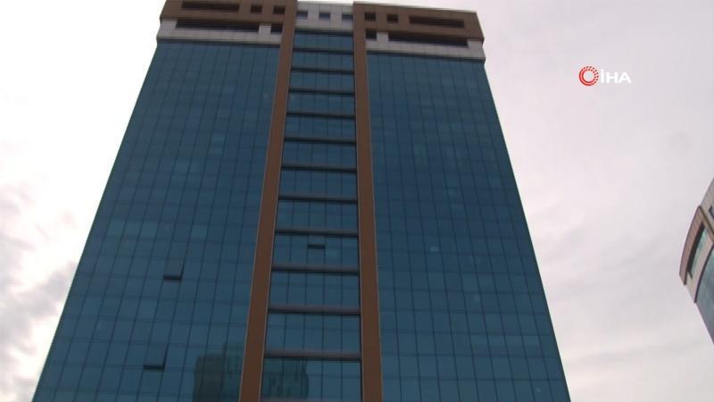 Son dakika haberleri... Maltepe'de 18 katlı iş merkezinde yangın paniği