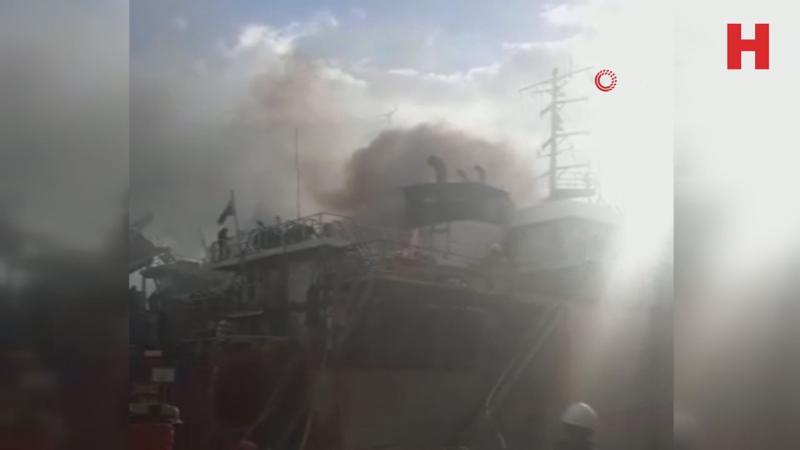 Tuzla'daki tersanede gemi yangını