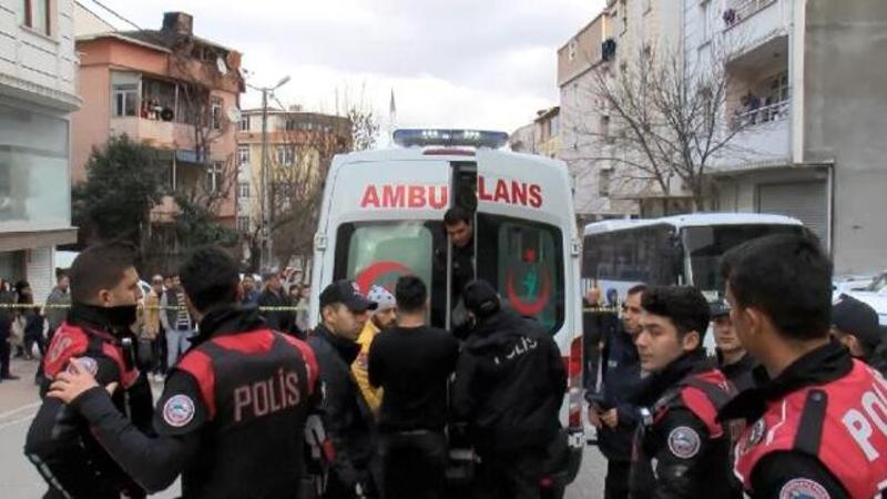 Polislere bıçakla direnen cezaevi firarisi vurularak yakalandı