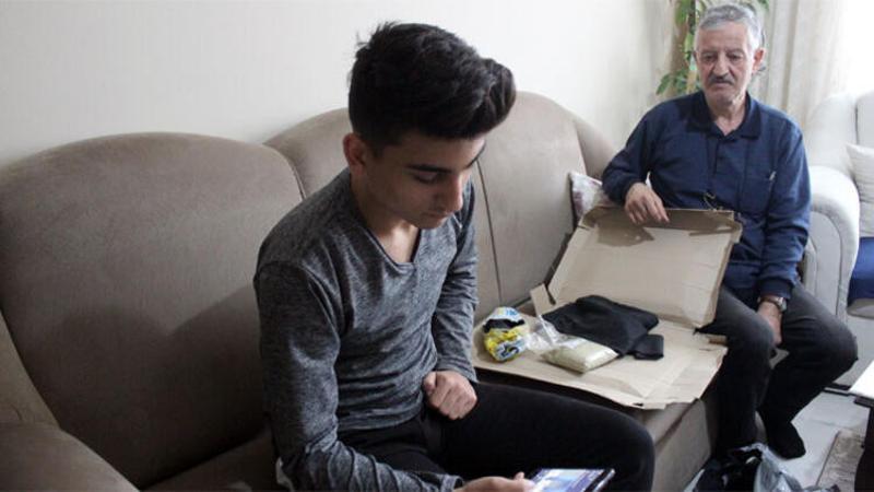 İnternetten pantolon sipariş etti, kutudan çıkanlar şoke etti