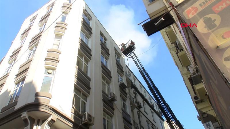 Son dakika... Beyoğlu'nda beş katlı iş hanında yangın