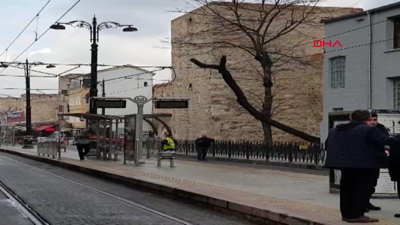 Son dakika haber... İstanbul tramvay seferlerinde aksama