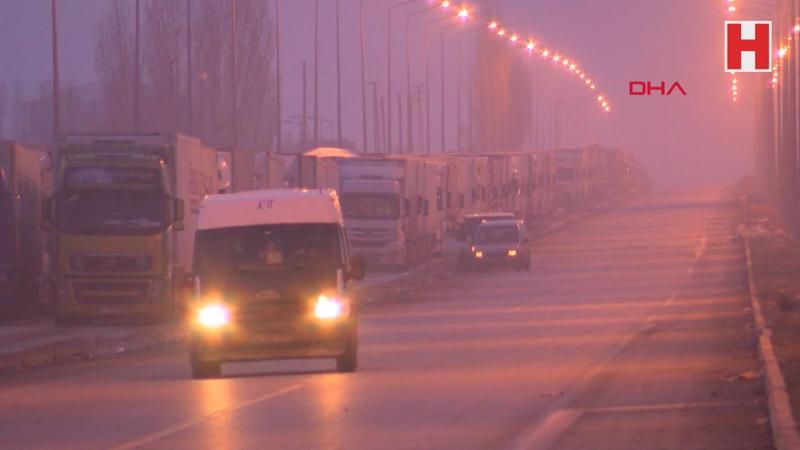 Son Dakika! İran'a giden TIR şoförlerinde 'koronavirüs' tedirginliği