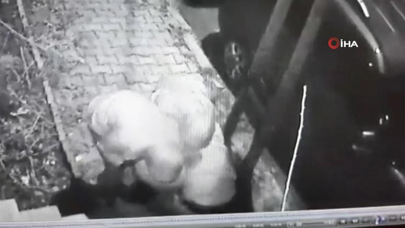 Sultangazi’de dehşet saçan gaspçılar kamerada