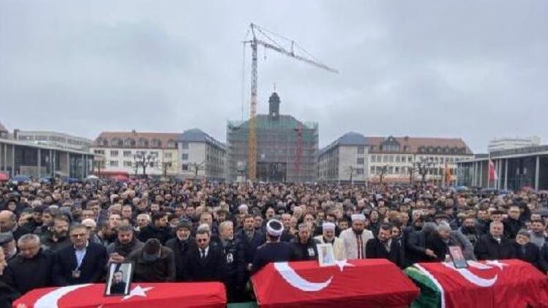 Almanya'daki ırkçı saldırının kurbanları için cenaze töreni