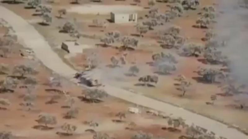 Esad rejimine ait tank ile muhaliflerin zırhlı aracı arasında kovalamaca