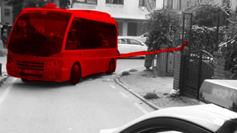 Güzergah dışına çıkan minibüsün çarptığı yaşlı kadın öldü