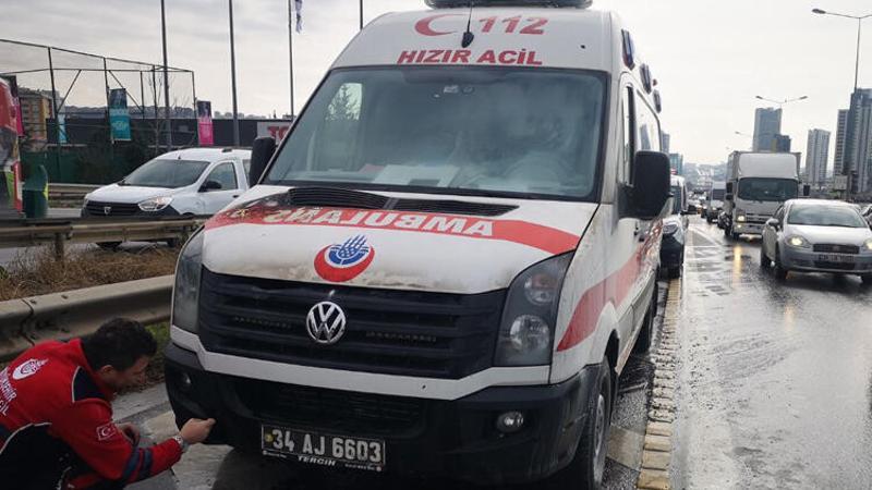 Son dakika! Kartal D-100'de ambulansta yangın