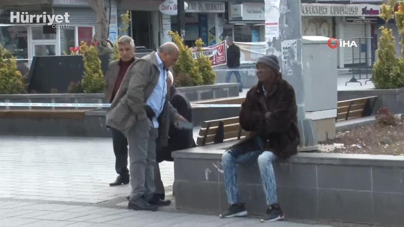 Yaşlılar sokağa çıkma yasağına uymuyor