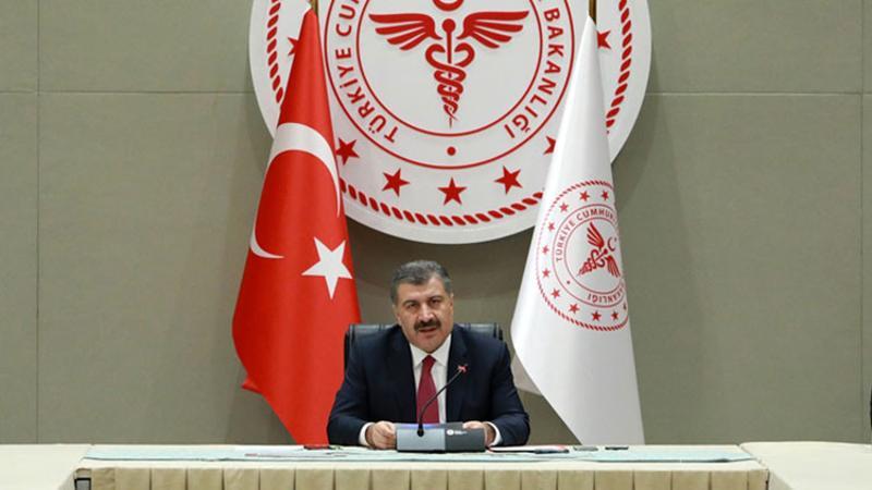 Sağlık Bakanı Fahrettin Koca, gazetecilere açıklamalarda bulundu
