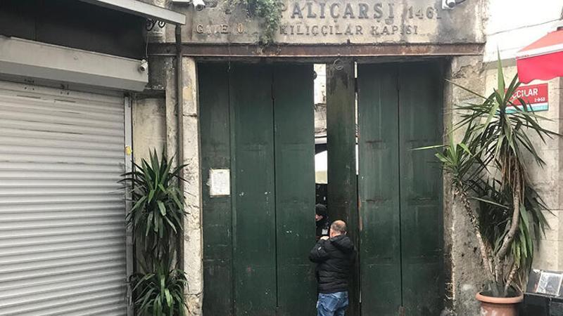 Son dakika... Kapalıçarşı ziyaretçi girişine tamamen kapatıldı