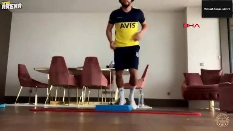 Fenerbahçeli futbolcular telekonferans ile antrenmanda!