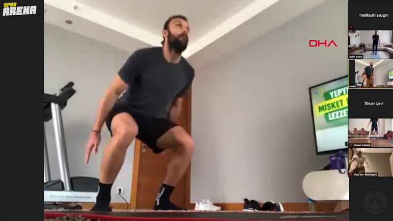Fenerbahçe antrenmanlarına video kamera sistemi ile devam ediyor!
