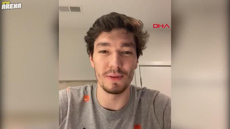 Cedi Osman'dan 'Evde kal' mesajı!