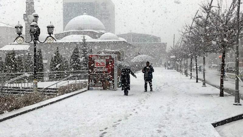 Erzurum beyaza büründü