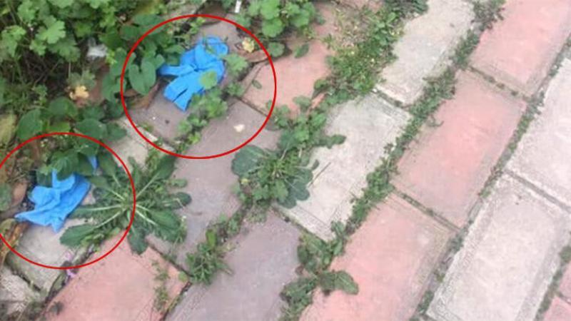 Maske ve eldivenlerin poşete sarıldıktan sonra çöpe atılması uyarısı