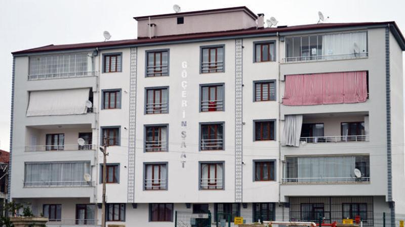 Elazığ'da 5 katlı apartman, karantinaya alındı