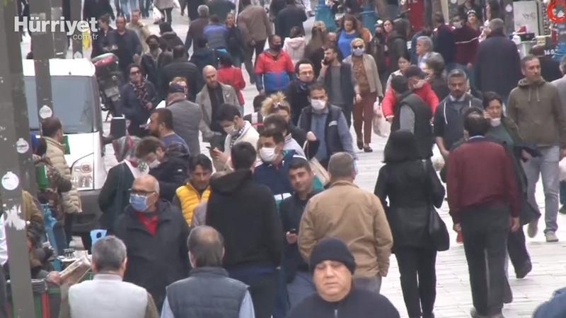 Karşıyaka Çarşısı salgına rağmen yine boş kalmadı