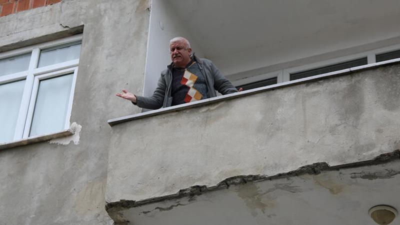 Rize'de karantina firarisinin kapısında, polis bekliyor
