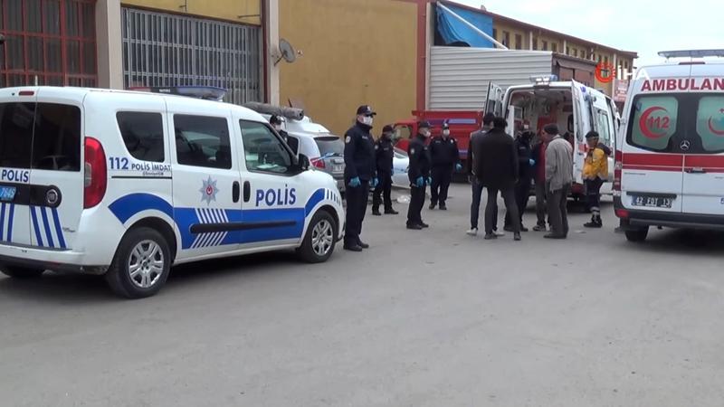Üç kişiyi öldürüp polise teslim oldu
