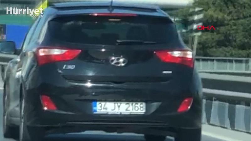 Bakırköy D-100'de makas atan otomobil kamerada