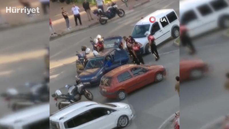 Trafikte sivil polisle tartıştığına bin pişman oldu
