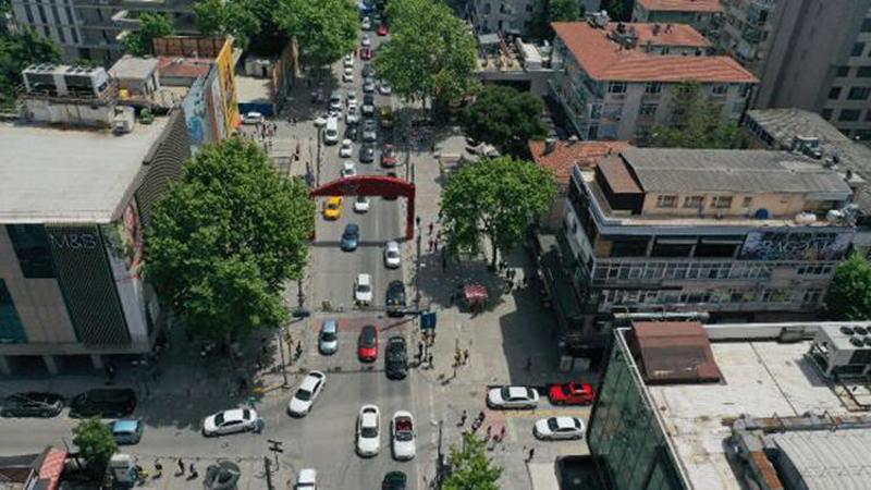 Bağdat Caddesi'nde koronavirüs denetimi havadan görüntülendi