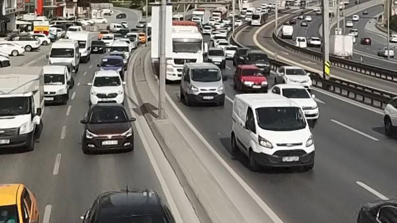 İstanbul'da trafikte dikkat çeken yoğunluk