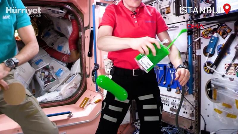 Astronotlar uzayda sıvı oyun balçığı 'Slime' ile oynadı