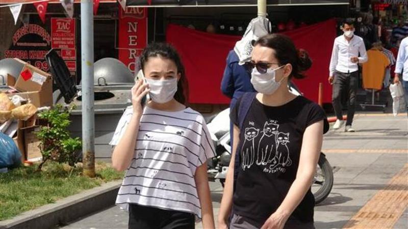 Prof. Dr. Levent Yamanel: En iyi ihtimal 2021’in başına kadar maske takacağız