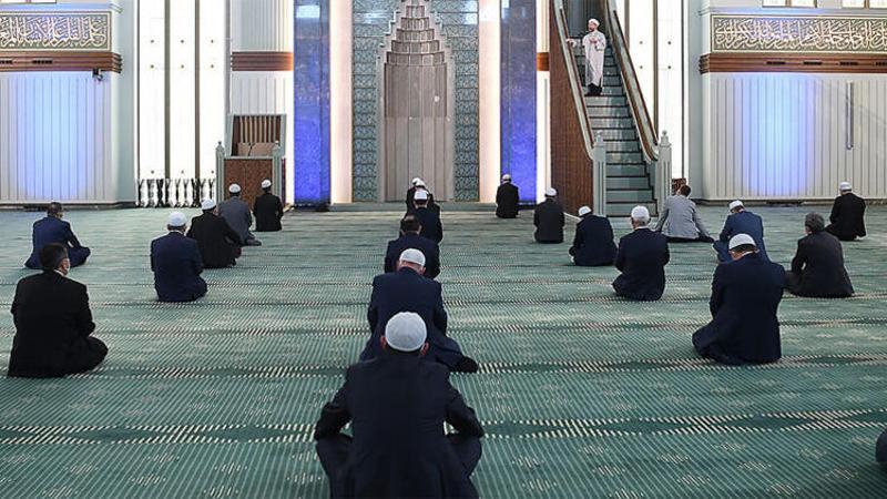 Son dakika haber... Koronavirüs nedeniyle bu yıl camilerde bayram namazı kılınmayacak
