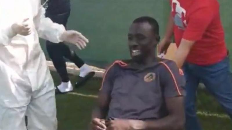 Alanyasporlu Cisse'nin koronavirüs testinde zor anları