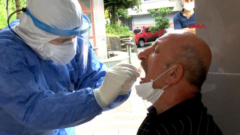 Karantinadaki çay üreticilerine 'Covid-19' testi yapılıyor