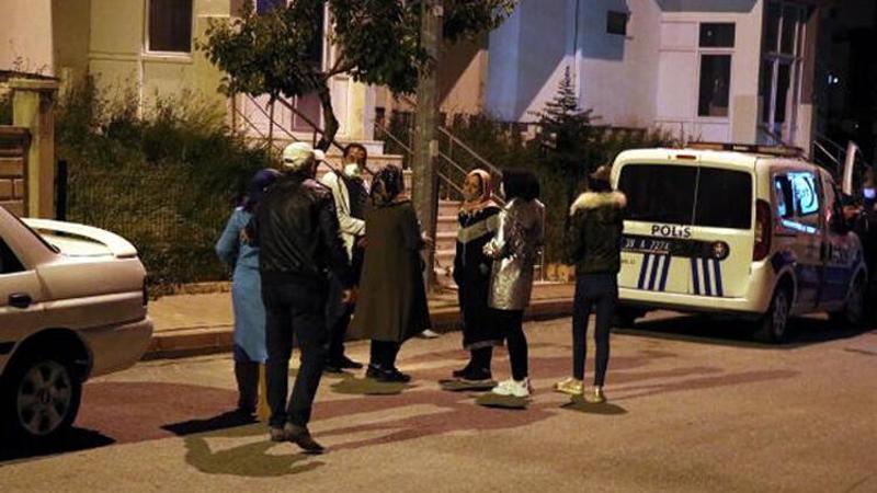 Bayramlaşmak için gittikleri akrabalarını evinde ölü buldular