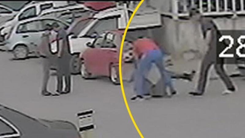 Önce selamlaştılar, ardından birbirlerini defalarca bıçakladılar