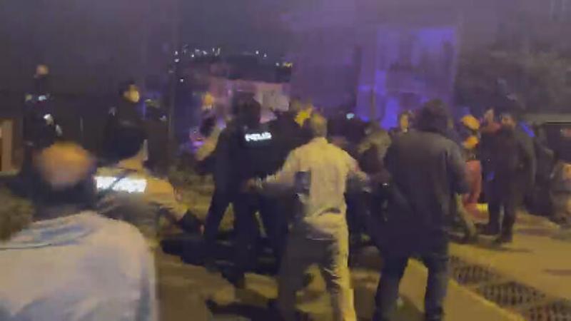Başakşehir'de nişanı atan çiftin aileleri sopalı bıçaklı kavga etti