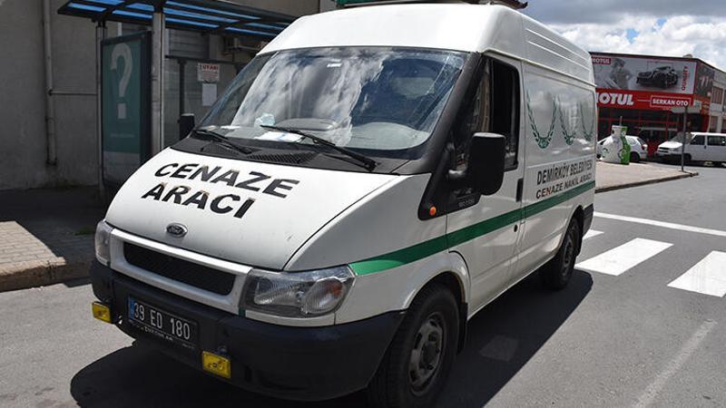Çaldıkları cenaze aracıyla uyuşturucu almaya gittiler