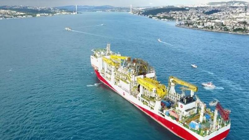 Fatih sondaj gemisi Marmara'dan İstanbul Boğazı'na girdi
