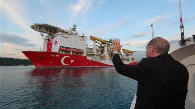 Cumhurbaşkanı Erdoğan, Fatih sondaj gemisini Karadeniz'e uğurladı