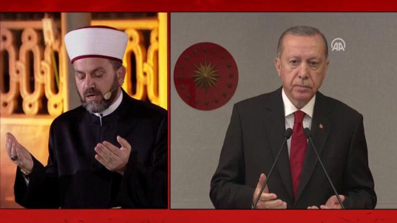 Cumhurbaşkanı Erdoğan Fetih Suresinin mealini okudu