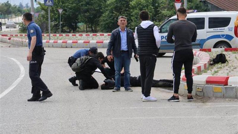 Köpeğe çarpmamak için kaza yaptı
