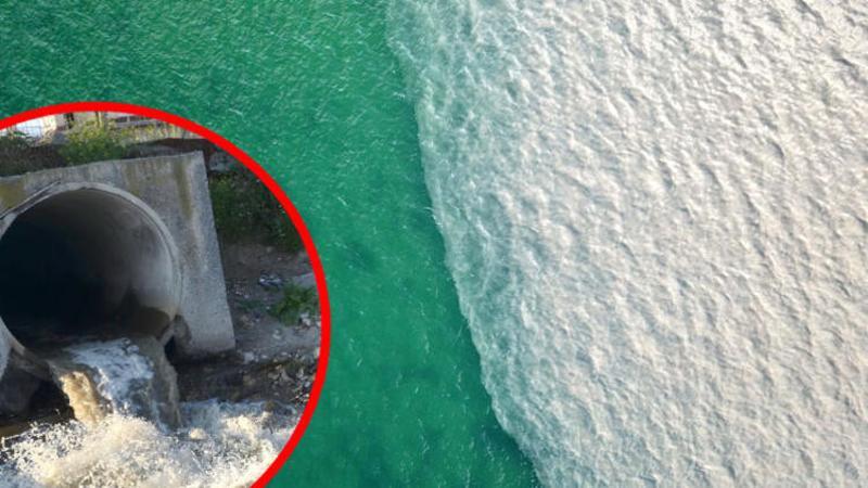 İSKİ'nin arıtma tesisinden bırakılan suyla denizin rengi böyle değişti