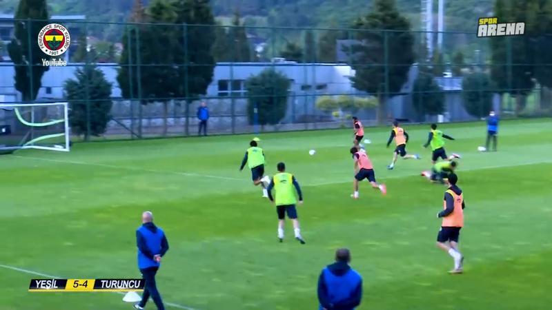 Fenerbahçe'nin genç yıldızı Ömer Faruk Beyaz'dan harika asist