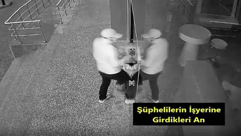 Canlarını hiçe sayıp hırsızlık yaptılar! İşte o anlar
