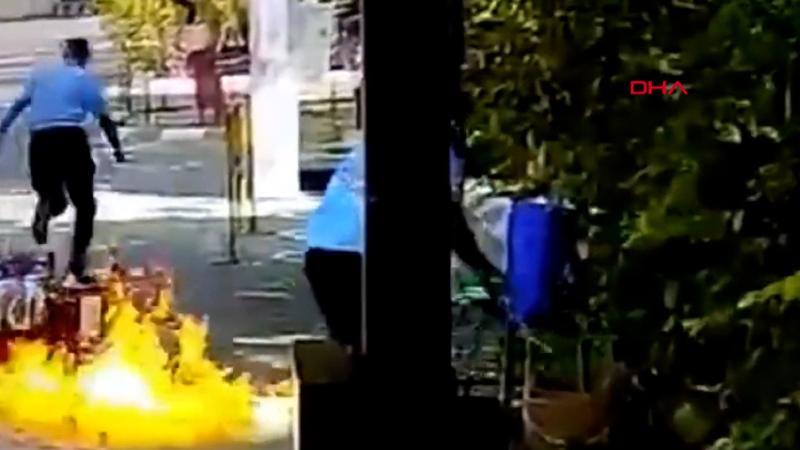Motosikletli sürücü dezenfekte edilirken alev aldı