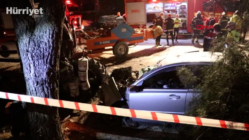 Otomobil traktöre çarptı 2 kişi öldü