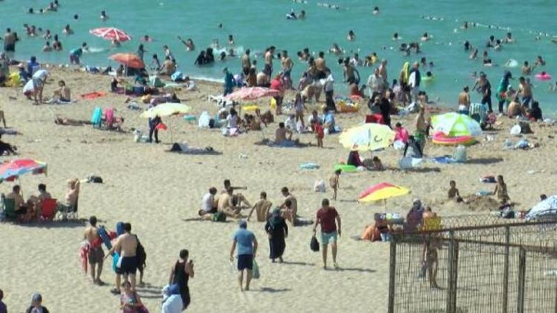 İstanbullular sahillere ve plajlara akın etti