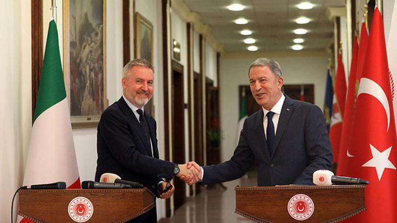 Milli Savunma Bakanı Hulusi Akar Akar, İtalya Savunma Bakanı Lorenzo Guerini ile görüştü