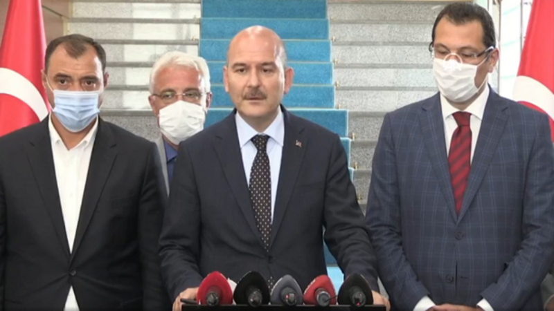 İçişleri Bakanı Süleyman Soylu, Sakarya'daki patlama ile ilgili açıklamalarda bulundu
