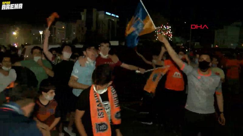 Başakşehir'de şampiyonluk coşkusu